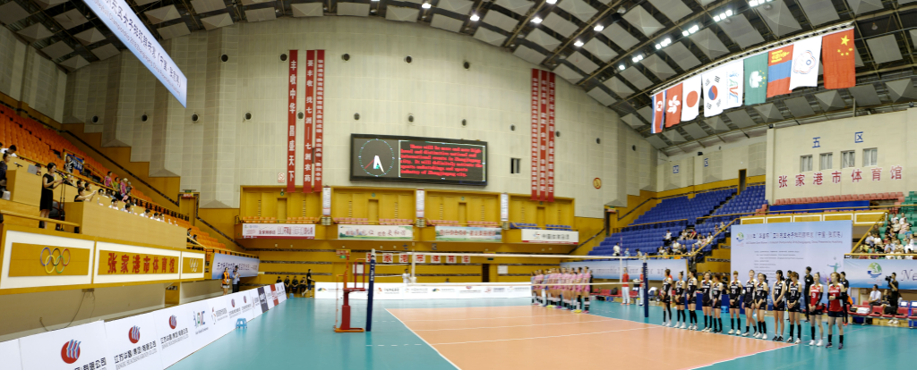 7月10日,2018年"华昌杯"亚洲东区女子排球锦标赛在江苏省张家港市体育