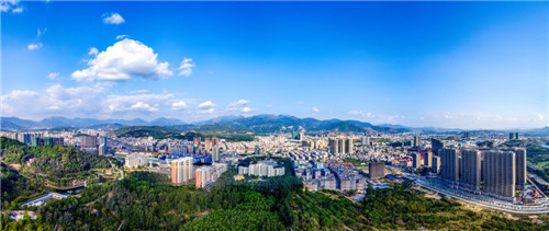 广东丰顺:以"十个百亿"工程推动高质量发展